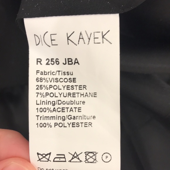 Dice kayek designer dress with embellishments - Picture 8 of 9